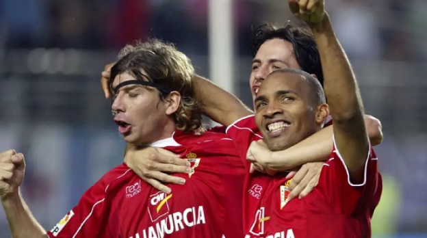 Regueiro gol ante el Recreativo