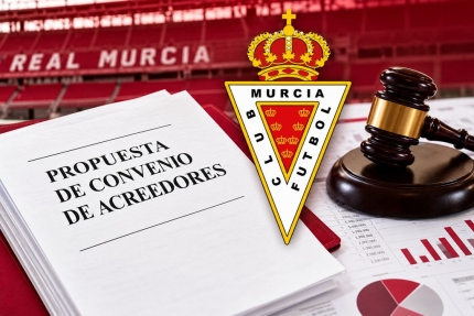 El Real Murcia propone una quita del 50% de su deuda y pagar el resto en cinco años