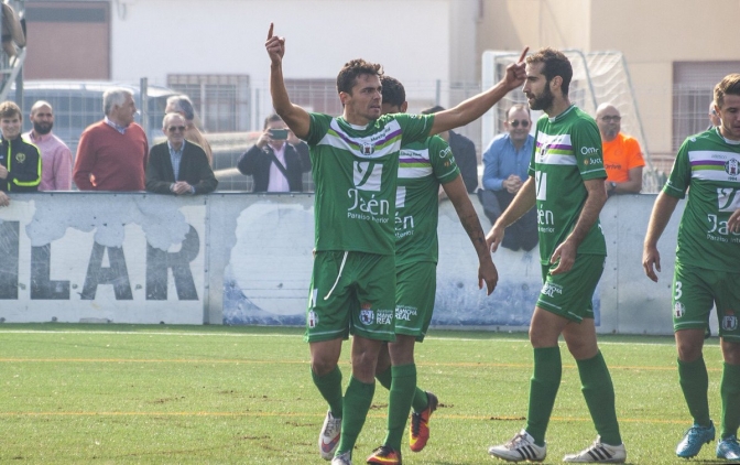 El Real Murcia vuelve a mostrar su cara b como visitante